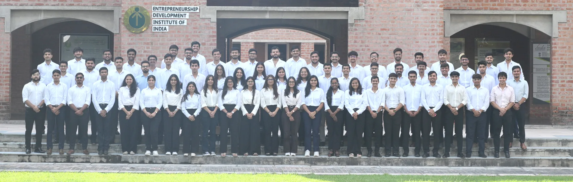 Group photo of students in uniform